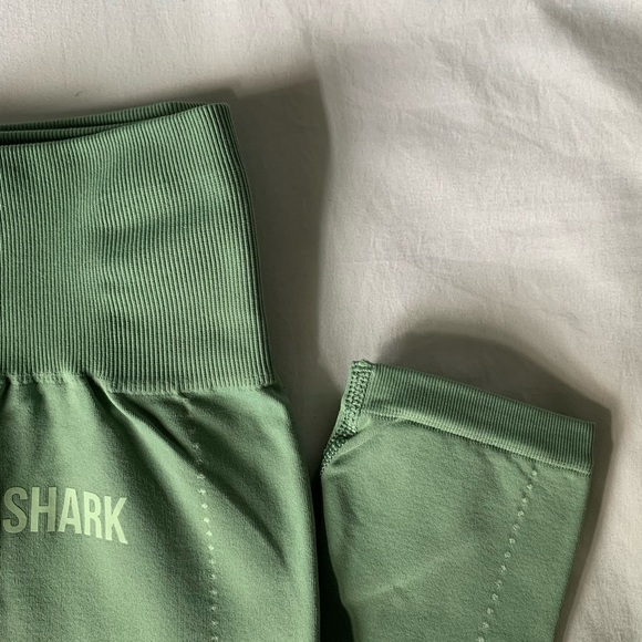 GYMSHARK | Breeze Lightweight Seamless Leggings - Picture 3 of 3